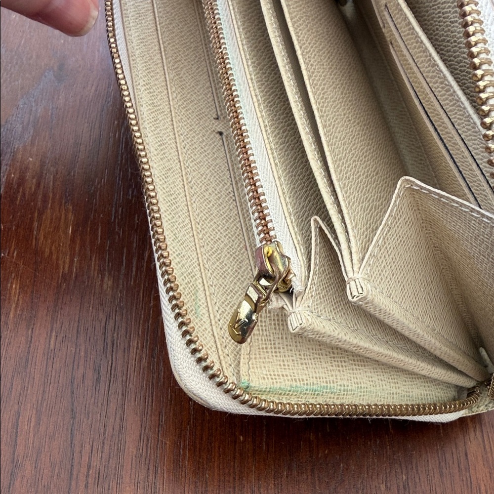 Louis Vuitton Damier Azur Canvas Wallet - Picture 3 of 5